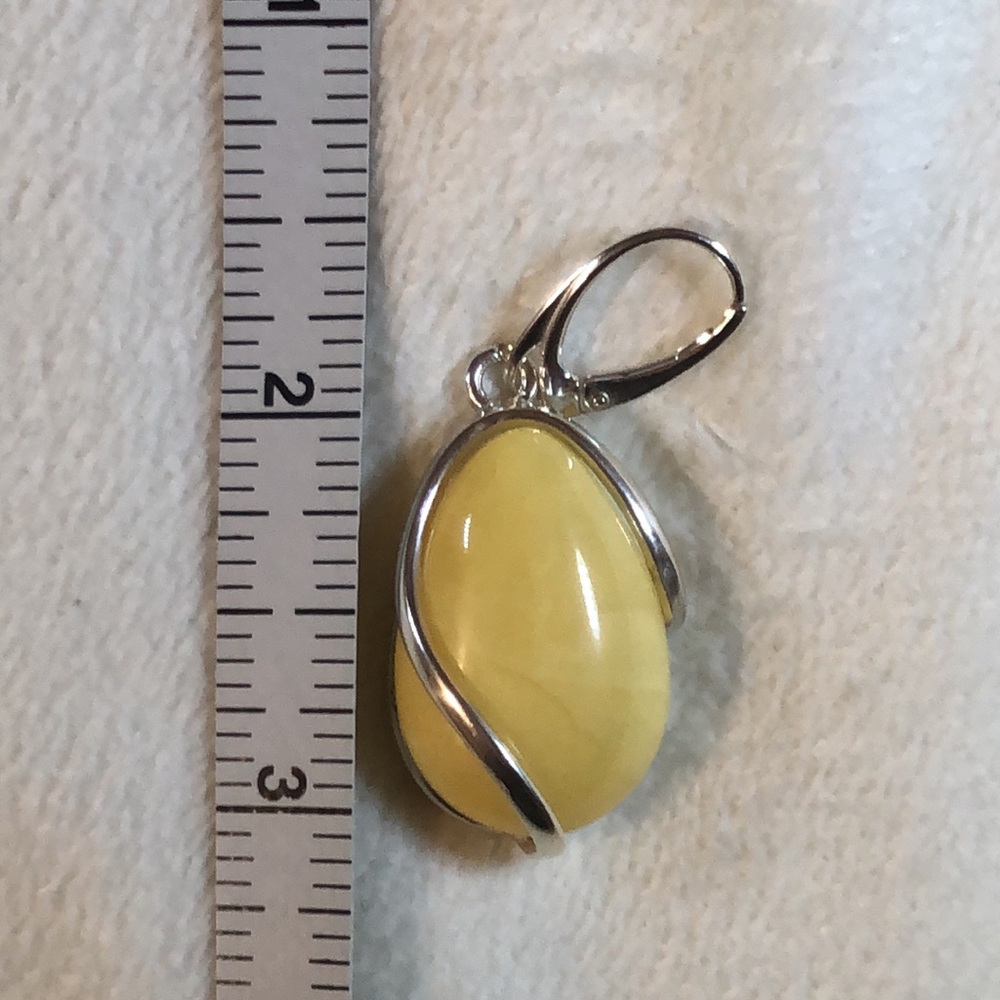 COPY - Luscious Butterscotch Amber Earrings - Picture 7 of 7